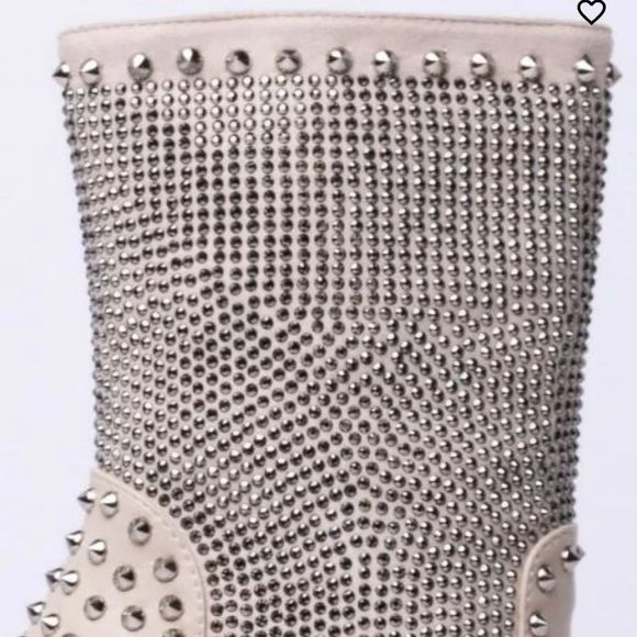 AZALEA WANG EMBROIDERY STILETTO HEEL BOOTIE - Picture 6 of 7